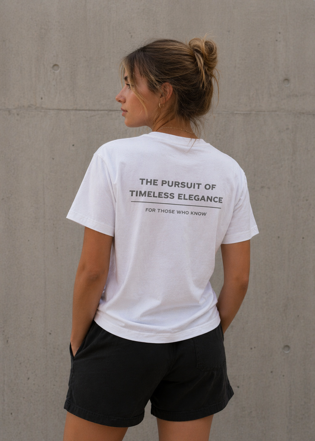 Timeless Elegance ESSENTIAL / Optic White Mujer